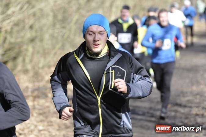 Zdjęcie w galerii na portalu naszraciborz.pl: VI Bieg Twardziela. Piękna pogoda, trudna trasa, rekordowa liczba uczestników wiadomości z regionu