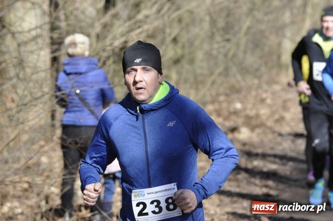 Zdjęcie w galerii na portalu naszraciborz.pl: VI Bieg Twardziela. Piękna pogoda, trudna trasa, rekordowa liczba uczestników wiadomości z regionu
