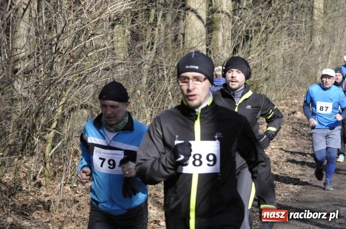 Zdjęcie w galerii na portalu naszraciborz.pl: VI Bieg Twardziela. Piękna pogoda, trudna trasa, rekordowa liczba uczestników wiadomości z regionu