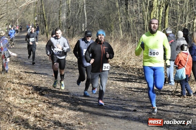 Zdjęcie w galerii na portalu naszraciborz.pl: VI Bieg Twardziela. Piękna pogoda, trudna trasa, rekordowa liczba uczestników wiadomości z regionu