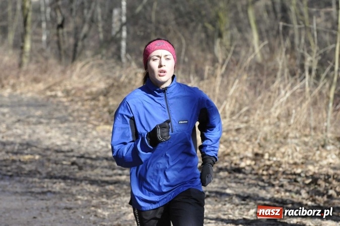 Zdjęcie w galerii na portalu naszraciborz.pl: VI Bieg Twardziela. Piękna pogoda, trudna trasa, rekordowa liczba uczestników wiadomości z regionu