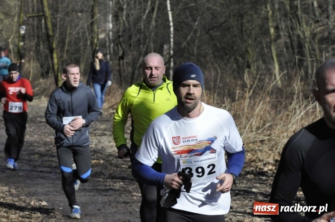 Zdjęcie w galerii na portalu naszraciborz.pl: VI Bieg Twardziela. Piękna pogoda, trudna trasa, rekordowa liczba uczestników wiadomości z regionu