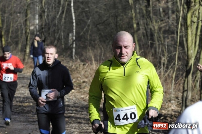 Zdjęcie w galerii na portalu naszraciborz.pl: VI Bieg Twardziela. Piękna pogoda, trudna trasa, rekordowa liczba uczestników wiadomości z regionu