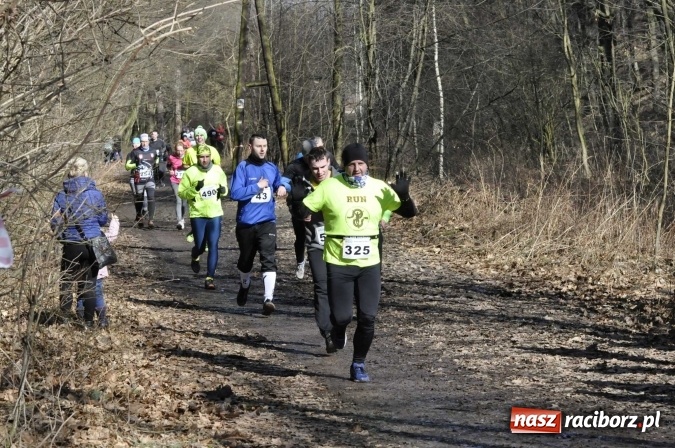Zdjęcie w galerii na portalu naszraciborz.pl: VI Bieg Twardziela. Piękna pogoda, trudna trasa, rekordowa liczba uczestników wiadomości z regionu