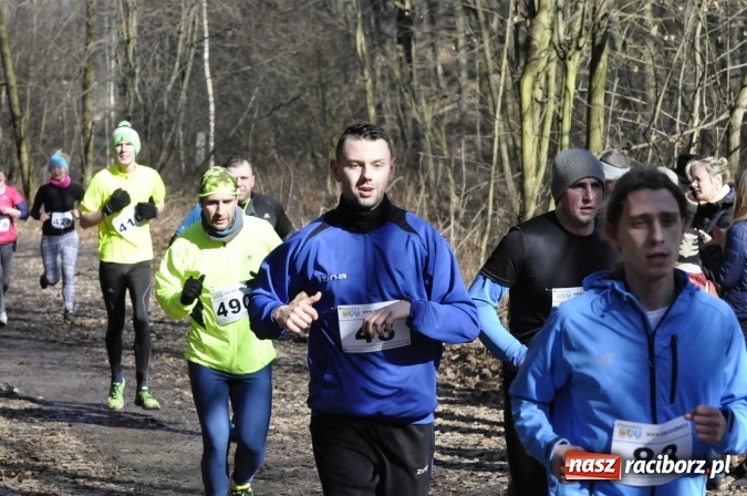 Zdjęcie w galerii na portalu naszraciborz.pl: VI Bieg Twardziela. Piękna pogoda, trudna trasa, rekordowa liczba uczestników wiadomości z regionu