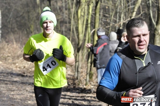 Zdjęcie w galerii na portalu naszraciborz.pl: VI Bieg Twardziela. Piękna pogoda, trudna trasa, rekordowa liczba uczestników wiadomości z regionu