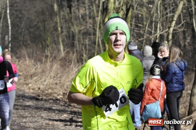 Zdjęcie w galerii na portalu naszraciborz.pl: VI Bieg Twardziela. Piękna pogoda, trudna trasa, rekordowa liczba uczestników wiadomości z regionu