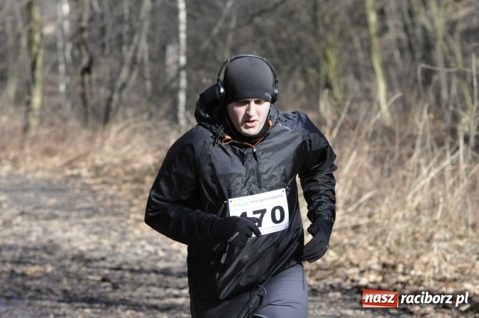 Zdjęcie w galerii na portalu naszraciborz.pl: VI Bieg Twardziela. Piękna pogoda, trudna trasa, rekordowa liczba uczestników wiadomości z regionu
