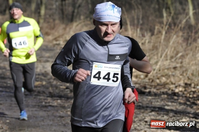 Zdjęcie w galerii na portalu naszraciborz.pl: VI Bieg Twardziela. Piękna pogoda, trudna trasa, rekordowa liczba uczestników wiadomości z regionu