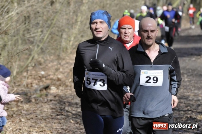 Zdjęcie w galerii na portalu naszraciborz.pl: VI Bieg Twardziela. Piękna pogoda, trudna trasa, rekordowa liczba uczestników wiadomości z regionu