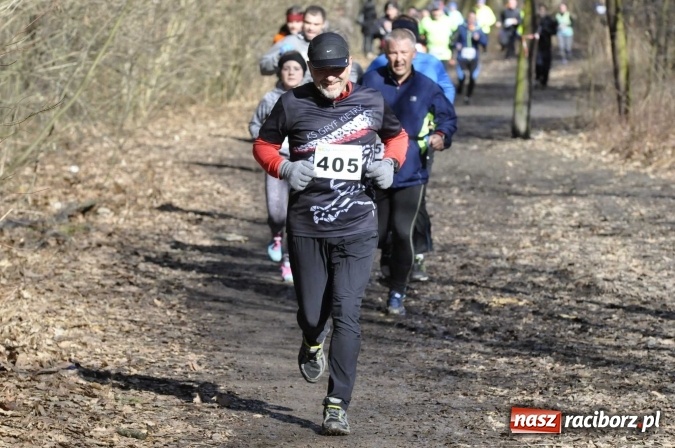 Zdjęcie w galerii na portalu naszraciborz.pl: VI Bieg Twardziela. Piękna pogoda, trudna trasa, rekordowa liczba uczestników wiadomości z regionu
