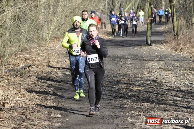 Zdjęcie w galerii na portalu naszraciborz.pl: VI Bieg Twardziela. Piękna pogoda, trudna trasa, rekordowa liczba uczestników wiadomości z regionu