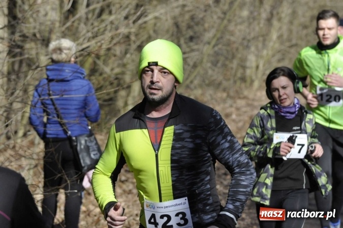 Zdjęcie w galerii na portalu naszraciborz.pl: VI Bieg Twardziela. Piękna pogoda, trudna trasa, rekordowa liczba uczestników wiadomości z regionu