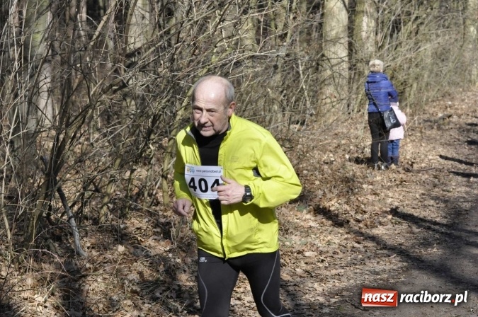 Zdjęcie w galerii na portalu naszraciborz.pl: VI Bieg Twardziela. Piękna pogoda, trudna trasa, rekordowa liczba uczestników wiadomości z regionu