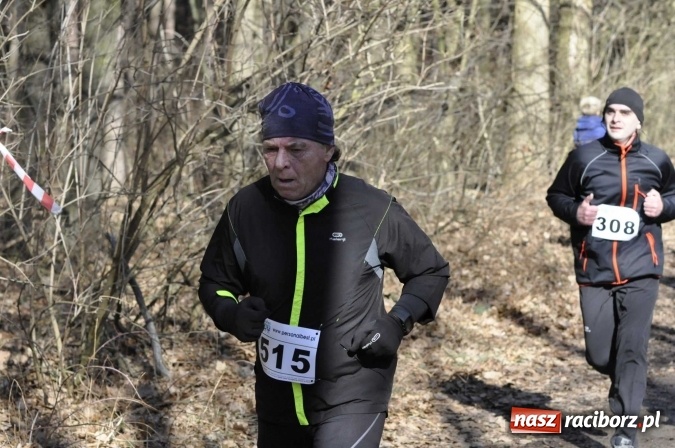 Zdjęcie w galerii na portalu naszraciborz.pl: VI Bieg Twardziela. Piękna pogoda, trudna trasa, rekordowa liczba uczestników wiadomości z regionu