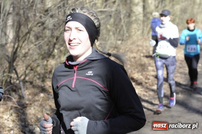 Zdjęcie w galerii na portalu naszraciborz.pl: VI Bieg Twardziela. Piękna pogoda, trudna trasa, rekordowa liczba uczestników wiadomości z regionu