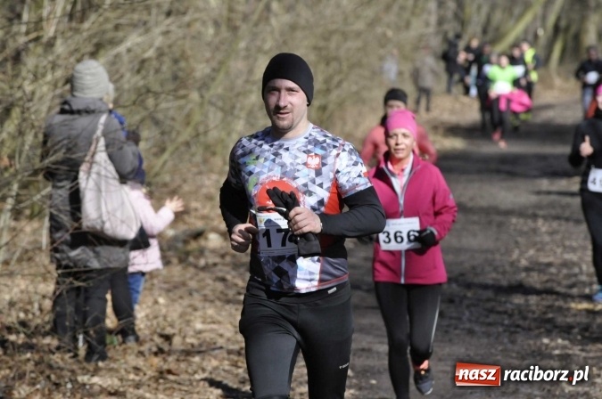 Zdjęcie w galerii na portalu naszraciborz.pl: VI Bieg Twardziela. Piękna pogoda, trudna trasa, rekordowa liczba uczestników wiadomości z regionu