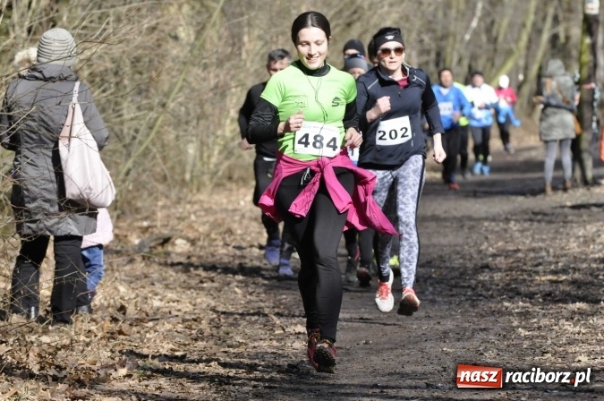 Zdjęcie w galerii na portalu naszraciborz.pl: VI Bieg Twardziela. Piękna pogoda, trudna trasa, rekordowa liczba uczestników wiadomości z regionu