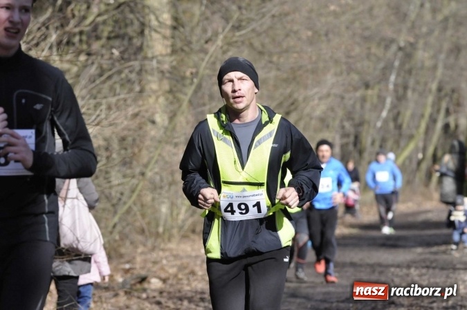 Zdjęcie w galerii na portalu naszraciborz.pl: VI Bieg Twardziela. Piękna pogoda, trudna trasa, rekordowa liczba uczestników wiadomości z regionu