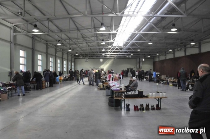 Zdjęcie w galerii na portalu naszraciborz.pl: Pietrowicki targ staroci z coraz większą frekwencją  wiadomości z regionu