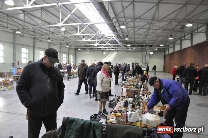 Zdjęcie w galerii na portalu naszraciborz.pl: Pietrowicki targ staroci z coraz większą frekwencją  wiadomości z regionu