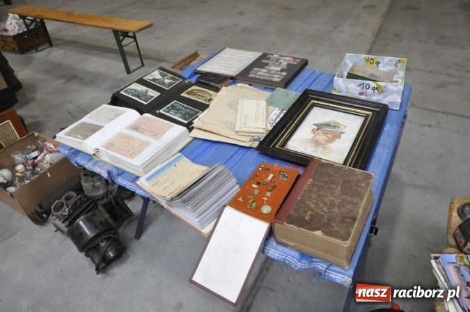 Zdjęcie w galerii na portalu naszraciborz.pl: Pietrowicki targ staroci z coraz większą frekwencją  wiadomości z regionu