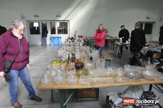 Zdjęcie w galerii na portalu naszraciborz.pl: Pietrowicki targ staroci z coraz większą frekwencją  wiadomości z regionu