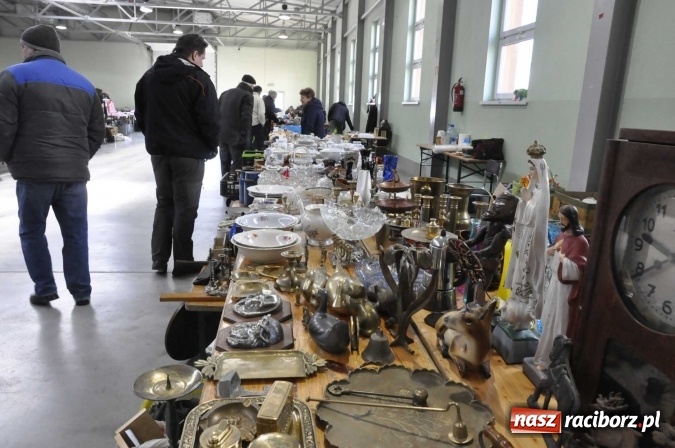 Zdjęcie w galerii na portalu naszraciborz.pl: Pietrowicki targ staroci z coraz większą frekwencją  wiadomości z regionu