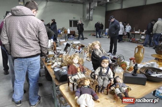 Zdjęcie w galerii na portalu naszraciborz.pl: Pietrowicki targ staroci z coraz większą frekwencją  wiadomości z regionu