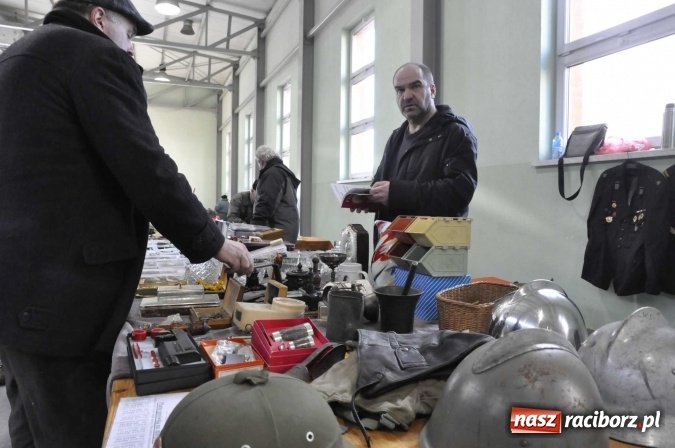 Zdjęcie w galerii na portalu naszraciborz.pl: Pietrowicki targ staroci z coraz większą frekwencją  wiadomości z regionu