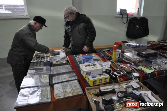 Zdjęcie w galerii na portalu naszraciborz.pl: Pietrowicki targ staroci z coraz większą frekwencją  wiadomości z regionu