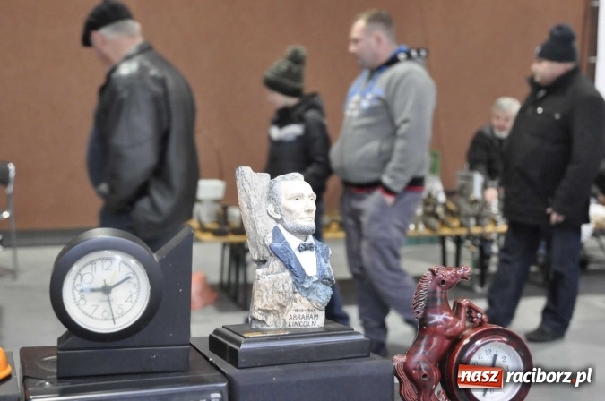 Zdjęcie w galerii na portalu naszraciborz.pl: Pietrowicki targ staroci z coraz większą frekwencją  wiadomości z regionu