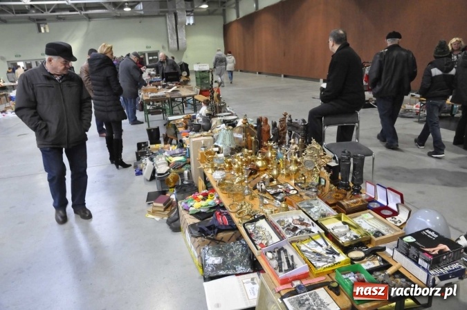 Zdjęcie w galerii na portalu naszraciborz.pl: Pietrowicki targ staroci z coraz większą frekwencją  wiadomości z regionu