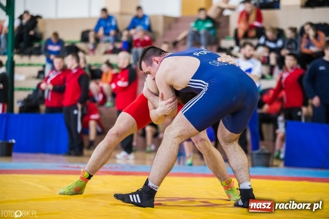 Zdjęcie w galerii na portalu naszraciborz.pl: W Rudniku trwa Puchar Polski w zapasach  wiadomości z regionu