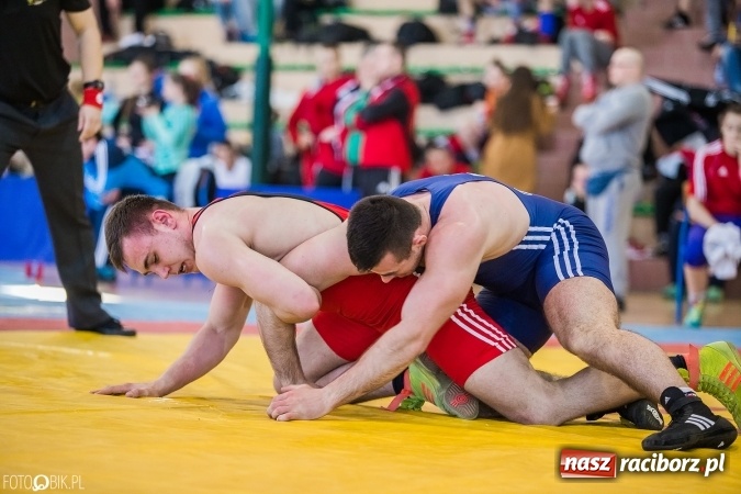 Zdjęcie w galerii na portalu naszraciborz.pl: W Rudniku trwa Puchar Polski w zapasach  wiadomości z regionu