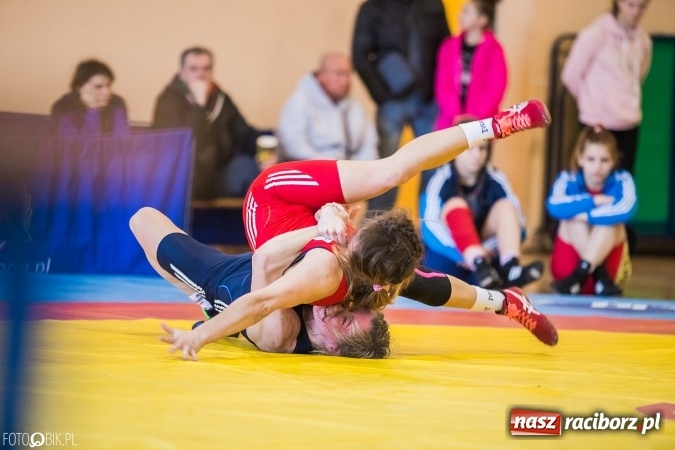 Zdjęcie w galerii na portalu naszraciborz.pl: W Rudniku trwa Puchar Polski w zapasach  wiadomości z regionu