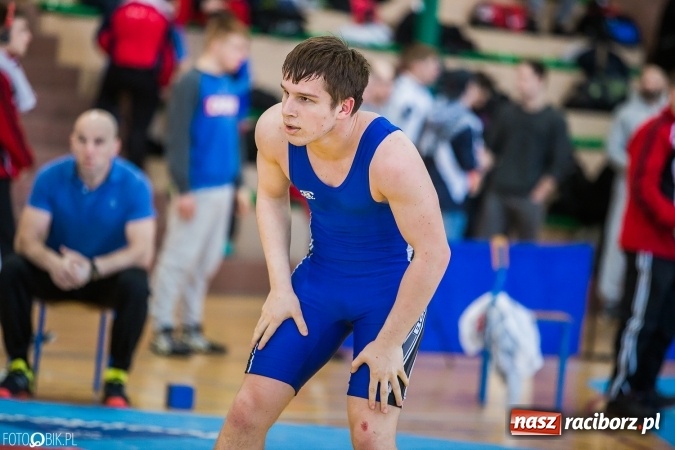 Zdjęcie w galerii na portalu naszraciborz.pl: W Rudniku trwa Puchar Polski w zapasach  wiadomości z regionu