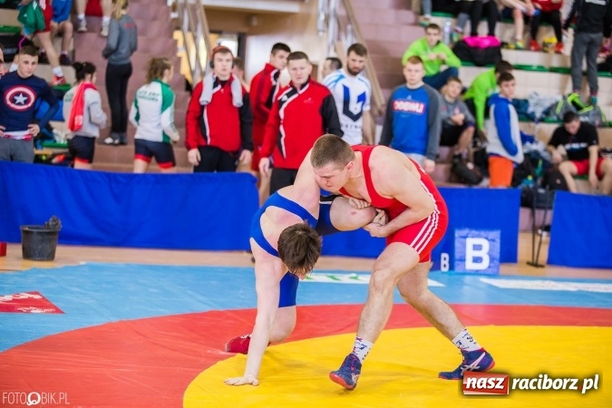 Zdjęcie w galerii na portalu naszraciborz.pl: W Rudniku trwa Puchar Polski w zapasach  wiadomości z regionu