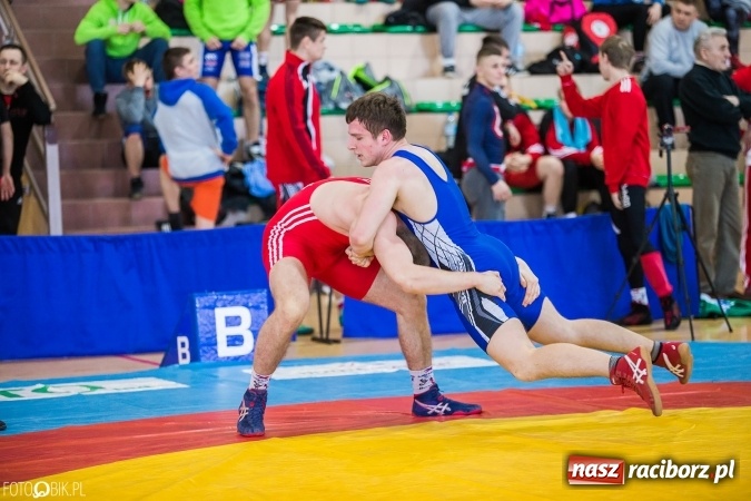 Zdjęcie w galerii na portalu naszraciborz.pl: W Rudniku trwa Puchar Polski w zapasach  wiadomości z regionu