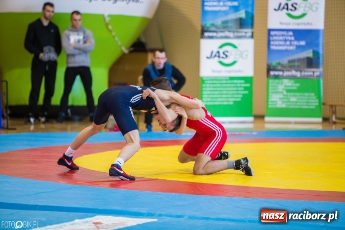 Zdjęcie w galerii na portalu naszraciborz.pl: W Rudniku trwa Puchar Polski w zapasach  wiadomości z regionu