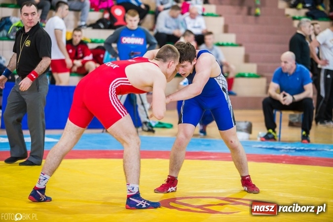Zdjęcie w galerii na portalu naszraciborz.pl: W Rudniku trwa Puchar Polski w zapasach  wiadomości z regionu