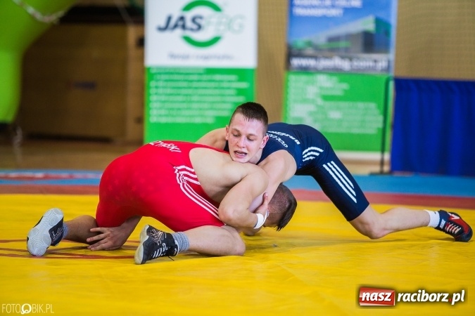 Zdjęcie w galerii na portalu naszraciborz.pl: W Rudniku trwa Puchar Polski w zapasach  wiadomości z regionu