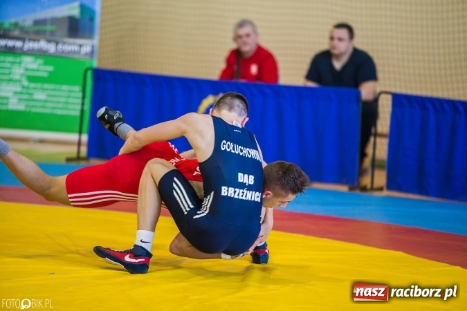 Zdjęcie w galerii na portalu naszraciborz.pl: W Rudniku trwa Puchar Polski w zapasach  wiadomości z regionu
