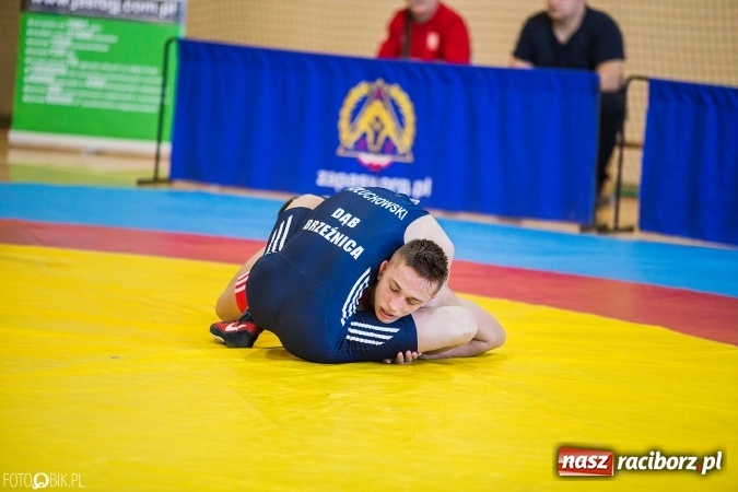 Zdjęcie w galerii na portalu naszraciborz.pl: W Rudniku trwa Puchar Polski w zapasach  wiadomości z regionu