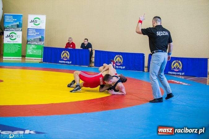 Zdjęcie w galerii na portalu naszraciborz.pl: W Rudniku trwa Puchar Polski w zapasach  wiadomości z regionu