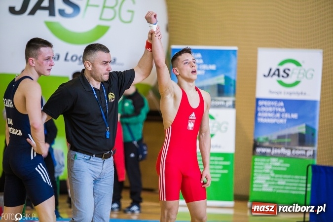 Zdjęcie w galerii na portalu naszraciborz.pl: W Rudniku trwa Puchar Polski w zapasach  wiadomości z regionu