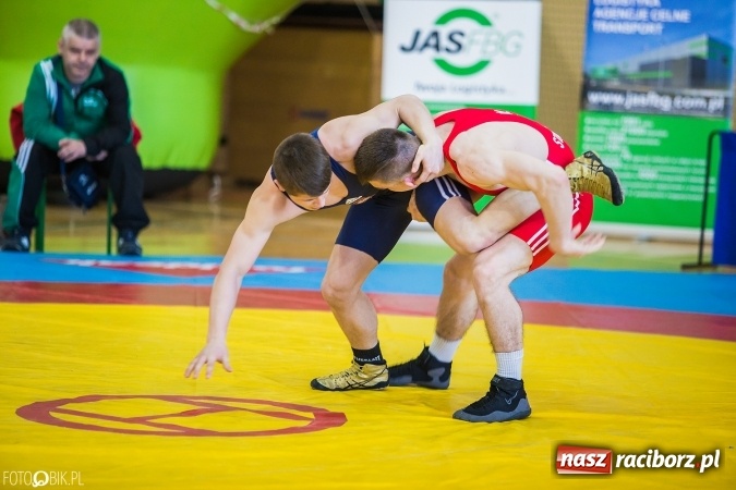 Zdjęcie w galerii na portalu naszraciborz.pl: W Rudniku trwa Puchar Polski w zapasach  wiadomości z regionu