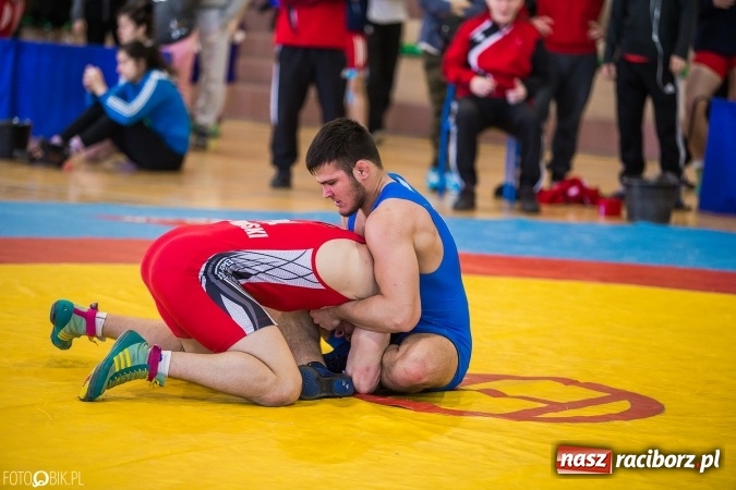 Zdjęcie w galerii na portalu naszraciborz.pl: W Rudniku trwa Puchar Polski w zapasach  wiadomości z regionu