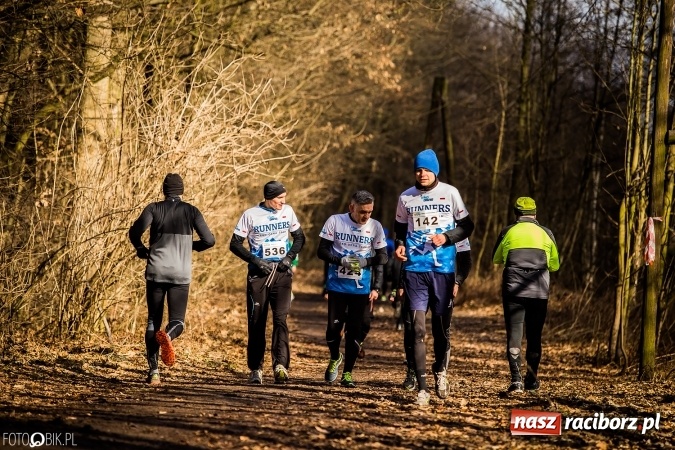 Zdjęcie w galerii na portalu naszraciborz.pl: Twardziele pokonali trasę w Arboretum Bramy Morawskiej  wiadomości z regionu