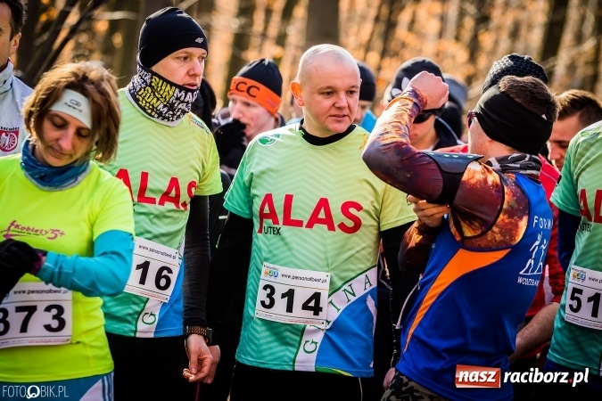 Zdjęcie w galerii na portalu naszraciborz.pl: Twardziele pokonali trasę w Arboretum Bramy Morawskiej  wiadomości z regionu